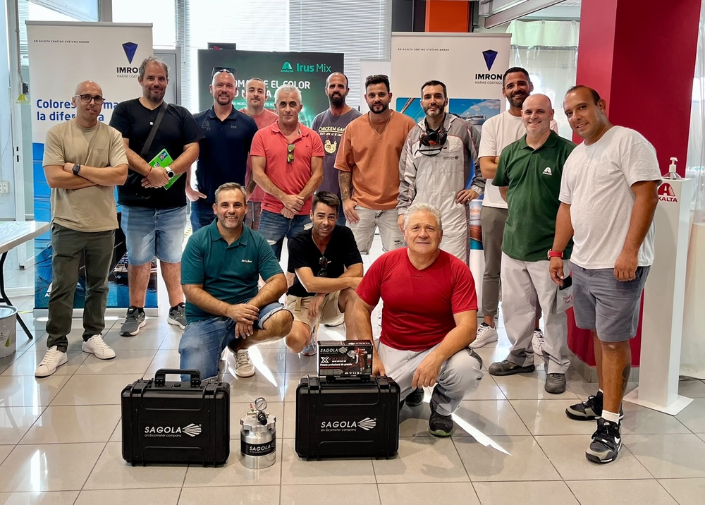 Sagola dans la finition haut de gamme pour le secteur du nautisme sportif et de plaisance : deux journées de formation avec la gamme IMRON MARINE (Axalta)